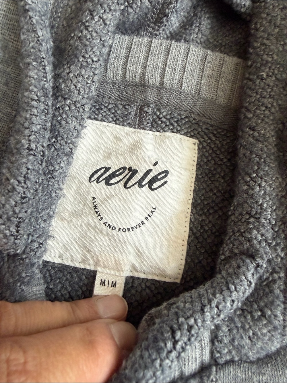 Aerie Tres Chic Chenille Hoodie Soft Comfy Gray Oversized SZ M NWT - Picture 2 of 9